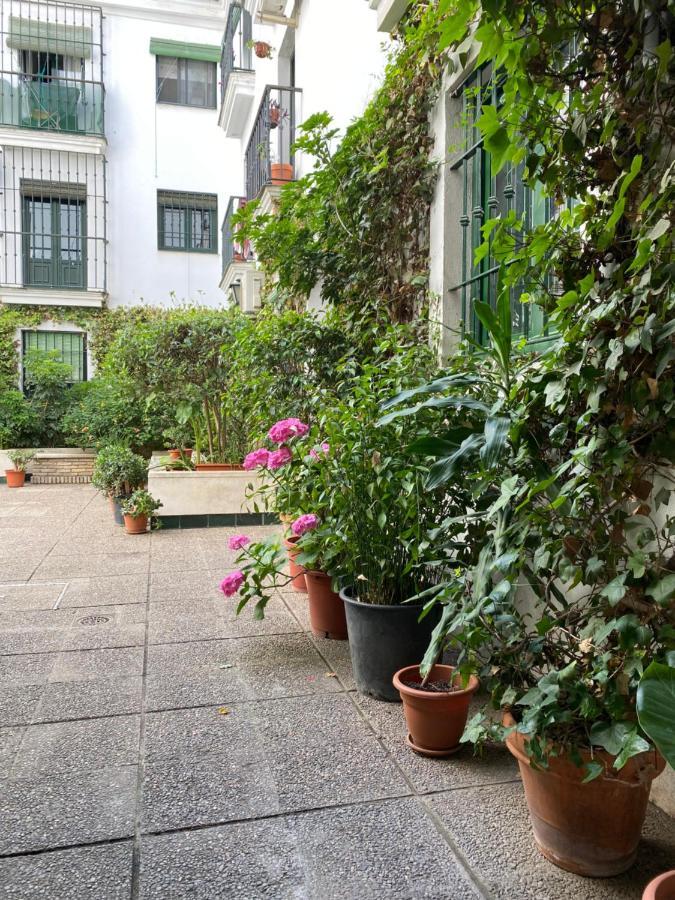 Quattro Sevilla Centro Bagian luar foto